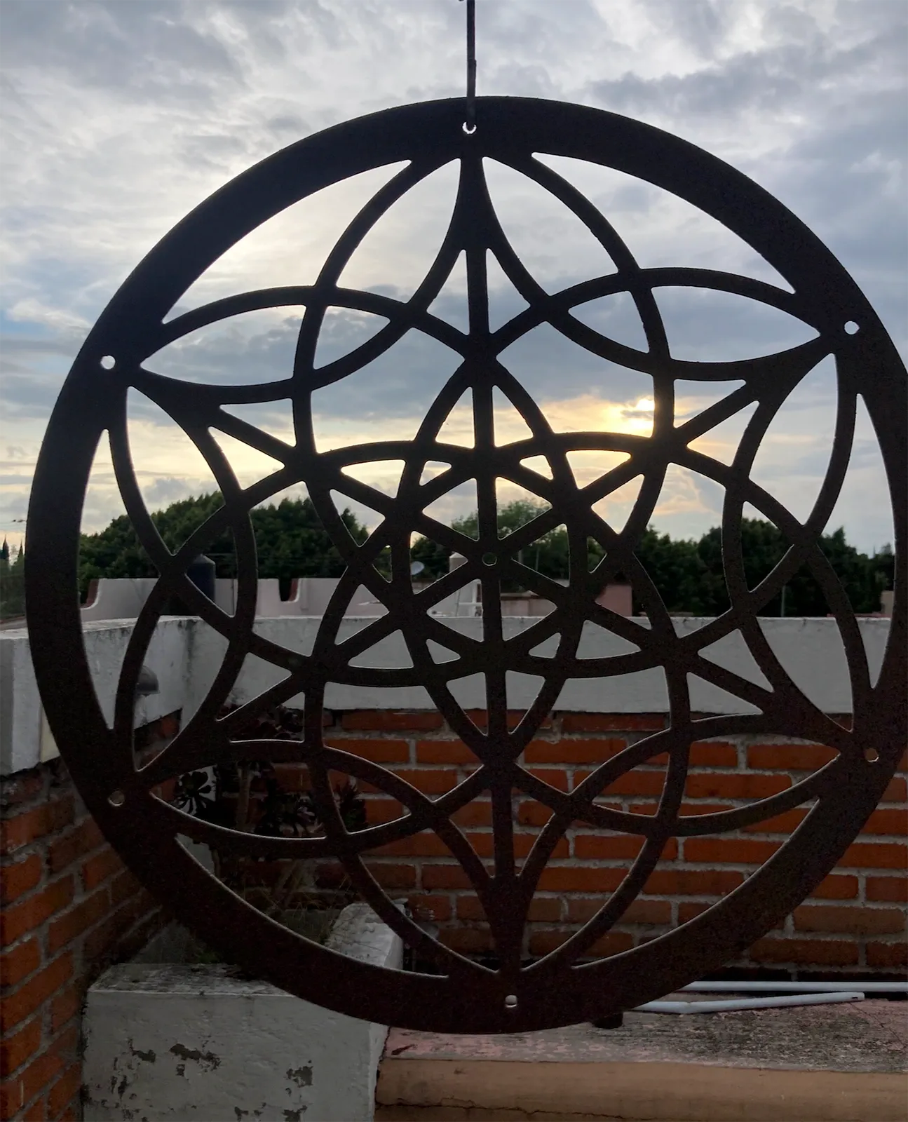 Diseño paramétrico y trabajo en metal · Esculturas Palinodia