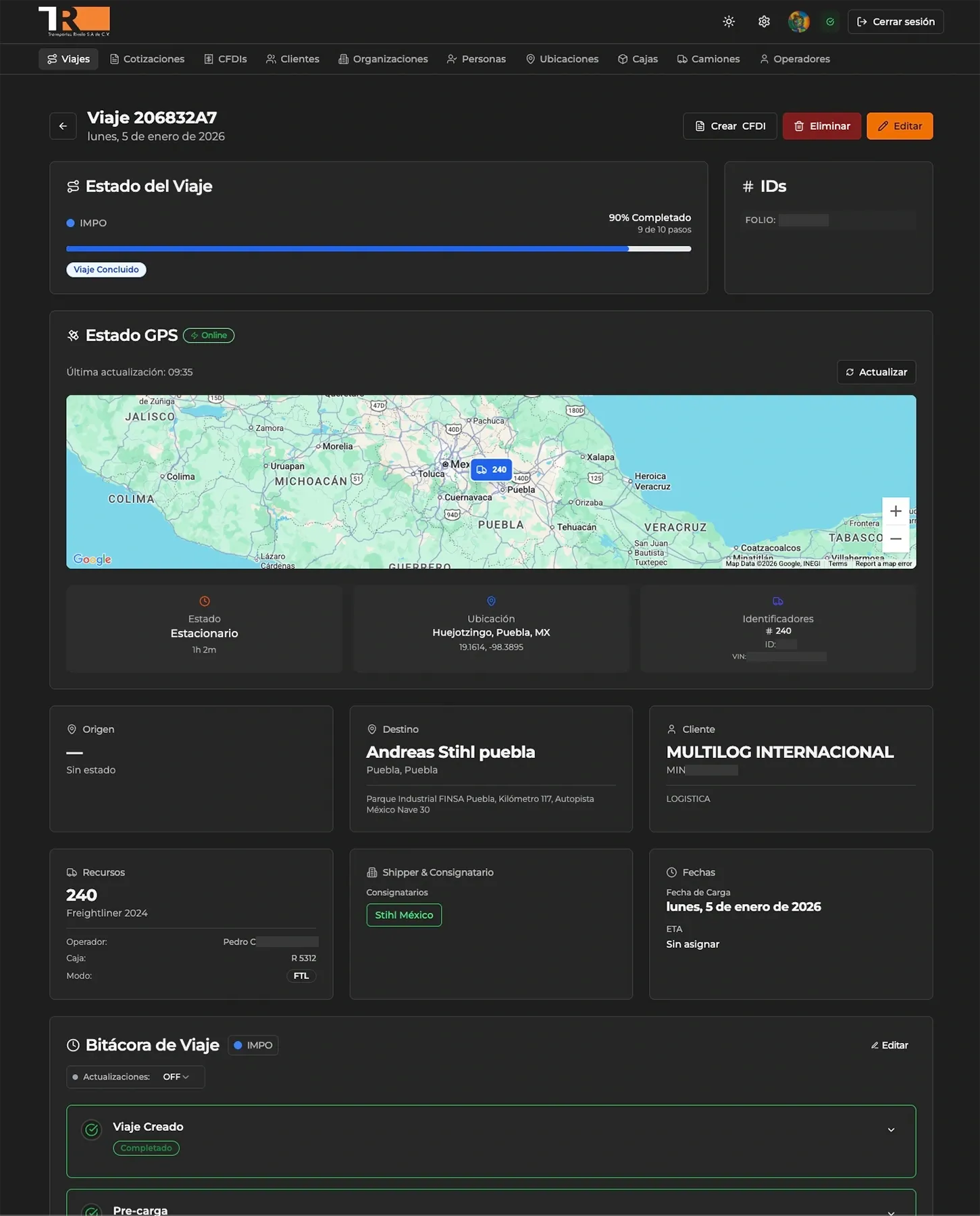 Detalle de viaje en modo oscuro.